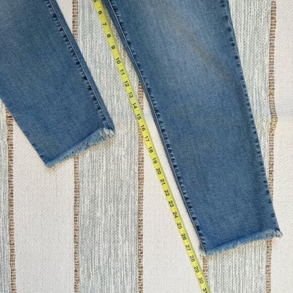 Madewell The Perfect Vintage Jeans in Blue Hoyne Wash Raw Hem High Rise Size 33 - Picture 5 of 11
